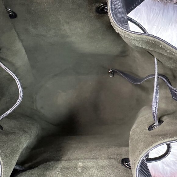 Authentic Louis Vuitton Epi Leather Sac A Dos Sling Backpack - Picture 14 of 16